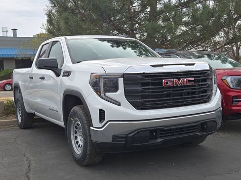 New 2026 GMC Sierra 1500 Pro w/ Pro Value Package image 3