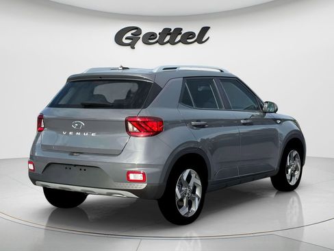 New 2026 Hyundai Venue SEL FWD image 8