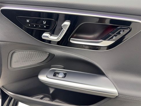 Used 2024 Mercedes-Benz C 300 C 300 image 47