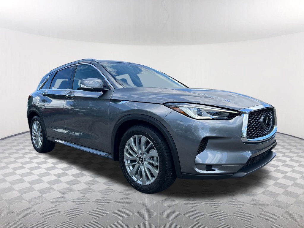 Used 2025 INFINITI QX50 Luxe AWD/4WD image 3