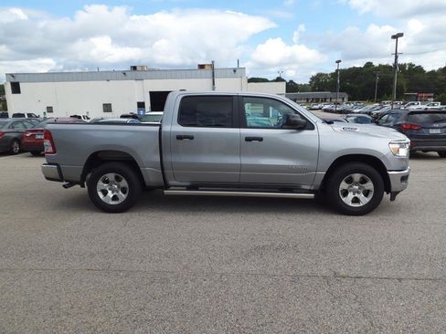 Used 2024 RAM 1500 Big Horn image 2