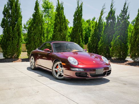 Used 2007 Porsche 911 Carrera S RWD image 2