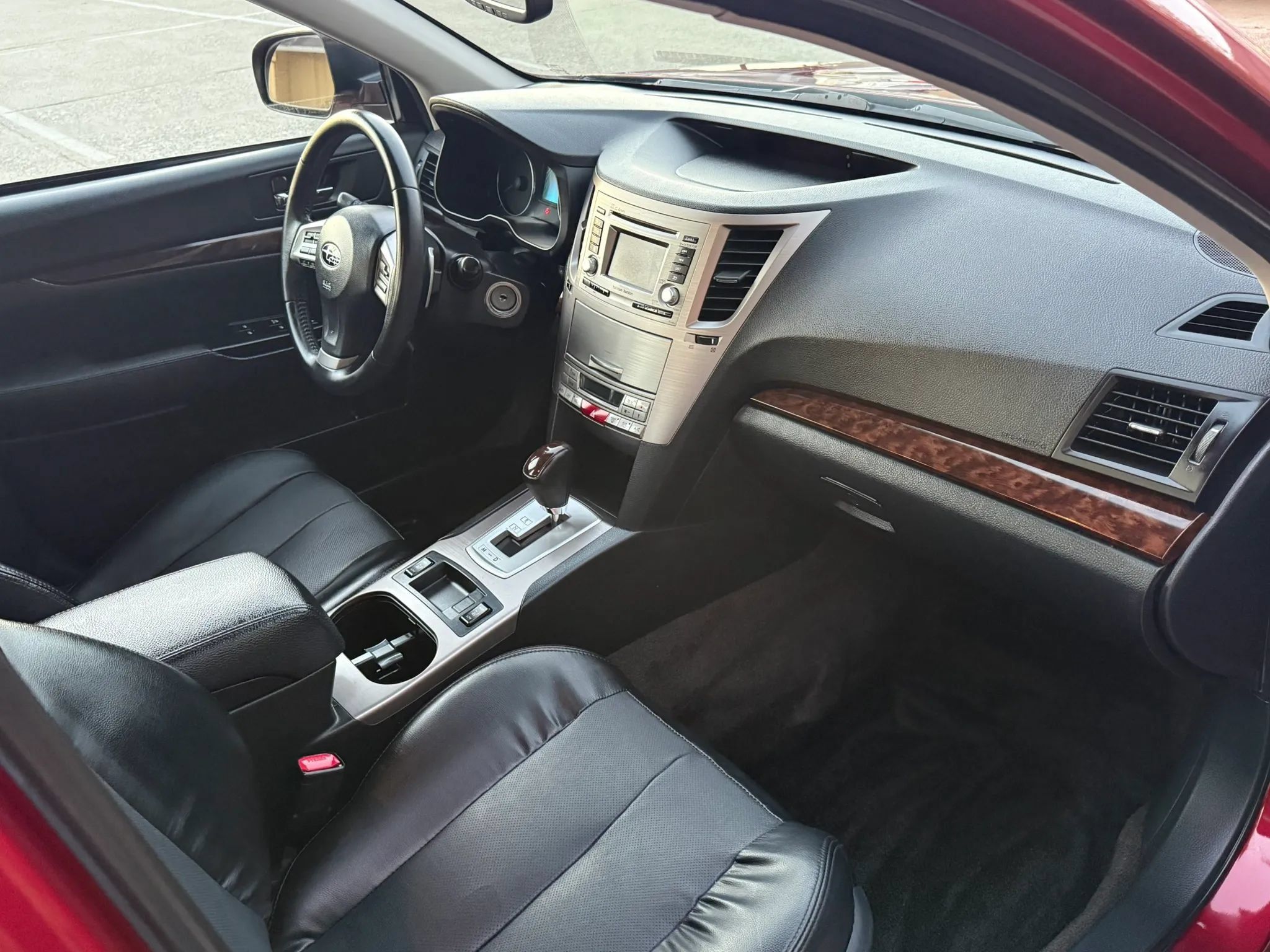 Used 2013 Subaru Legacy 2.5i Limited AWD/4WD image 8