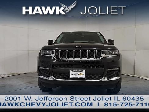 Used 2023 Jeep Grand Cherokee L Limited AWD/4WD image 2