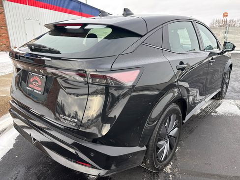 Used 2023 Nissan Ariya image 3