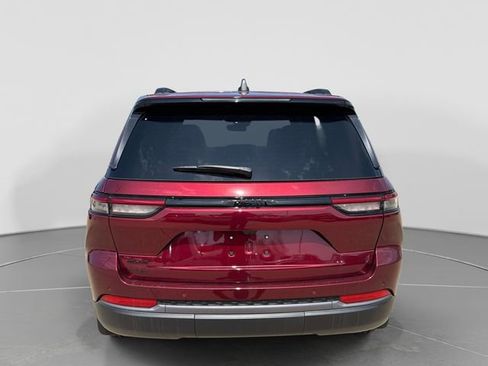 New 2026 Jeep Grand Cherokee Limited w/ Limited Altitude Package AWD/4WD image 5