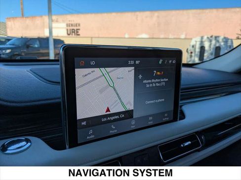 Used 2023 Lincoln Aviator Black Label w/ Class IV Trailer Tow Package image 18