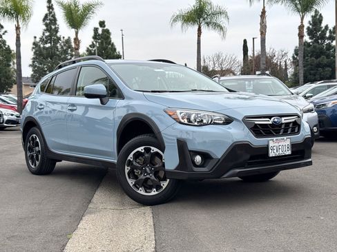Certified 2023 Subaru Crosstrek 2.0i Premium image 2