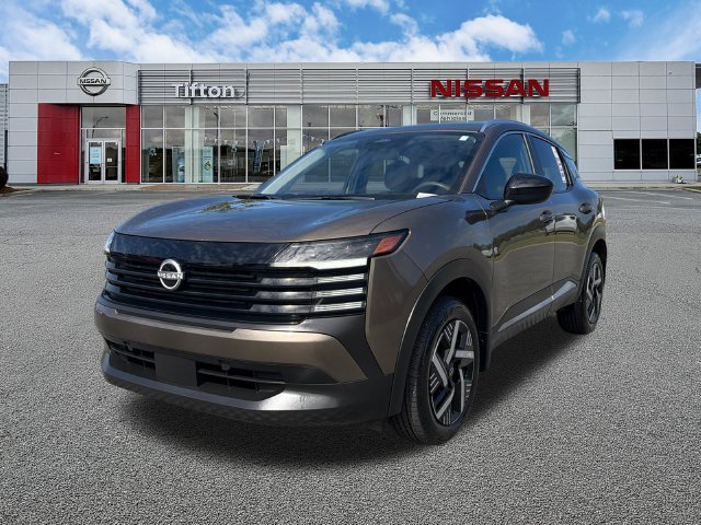 Certified 2026 Nissan Kicks SV FWD image 3