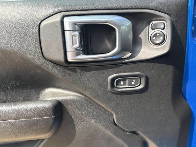 Used 2023 Jeep Wrangler Unlimited Sport AWD/4WD image 13