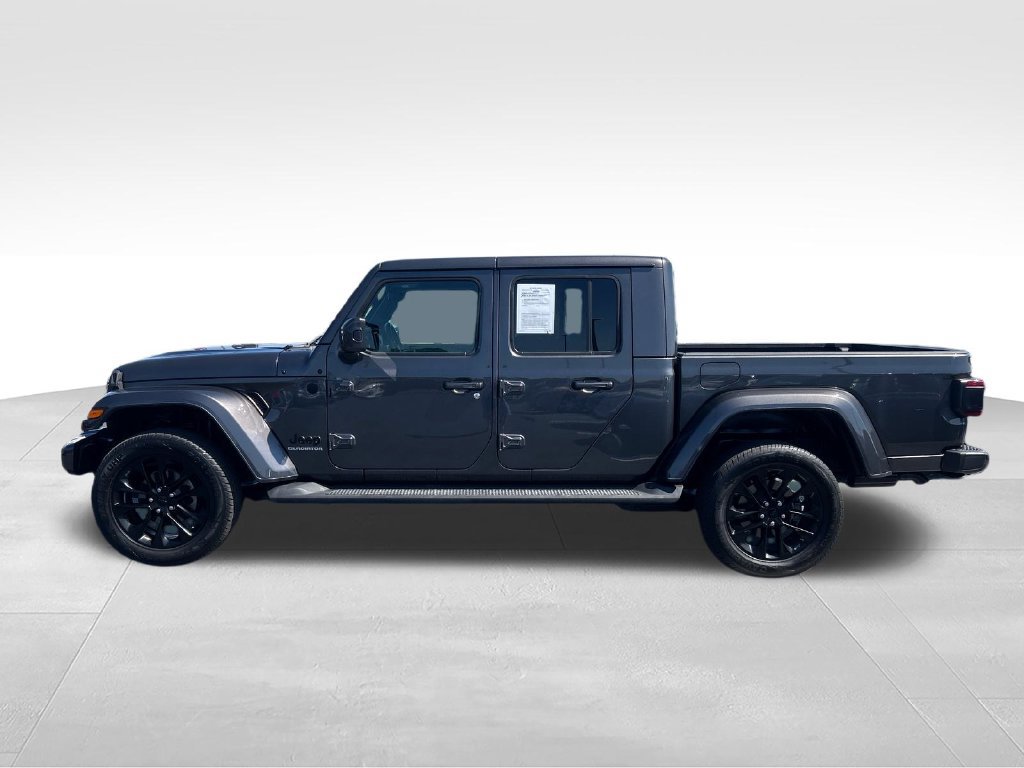 Used 2021 Jeep Gladiator Overland AWD/4WD image 2