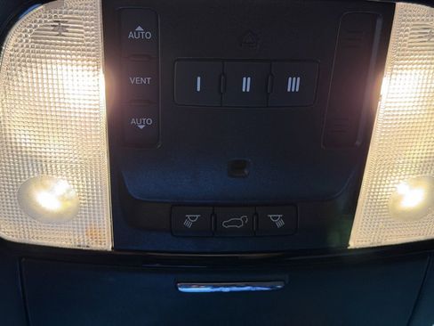 Used 2021 Dodge Durango R/T w/ Blacktop Package image 30