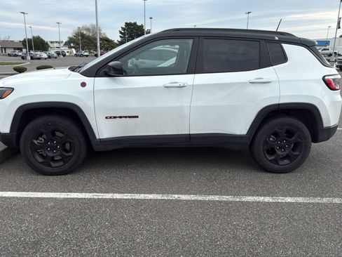 Used 2023 Jeep Compass Trailhawk w/ Sun and Sound Group image 6