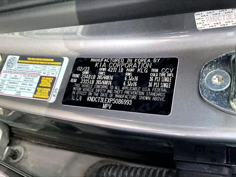 Used 2023 Kia Niro SX image 33