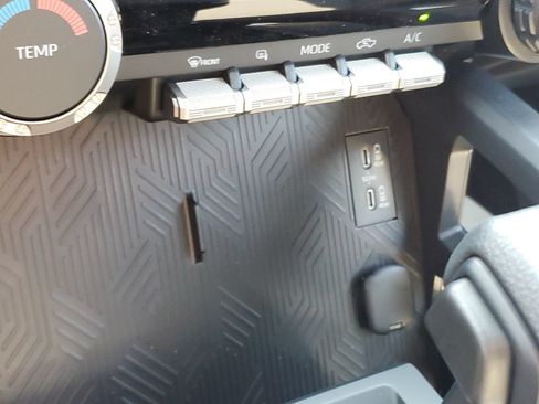 Used 2026 Toyota Tacoma SR5 AWD/4WD image 29