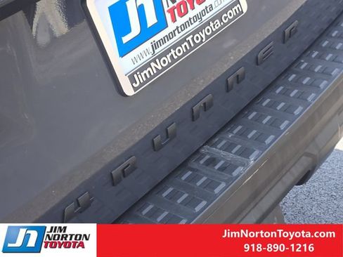 Used 2025 Toyota 4Runner SR5 AWD/4WD image 11