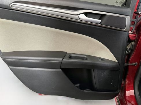 Used 2018 Ford Fusion S FWD image 24
