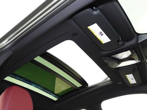 Used 2024 BMW X4 M40i w/ Premium Package image 18