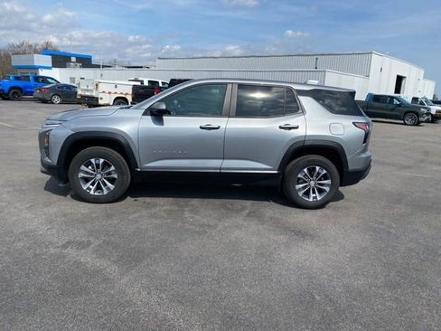 Used 2026 Chevrolet Equinox LT image 6