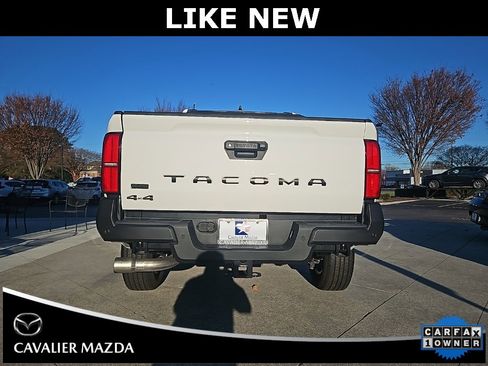 Used 2024 Toyota Tacoma SR image 4