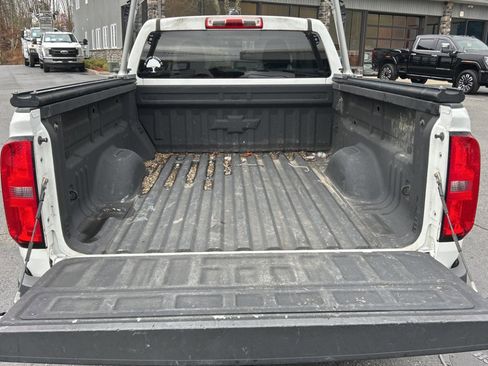 Used 2017 Chevrolet Colorado W/T w/ WT Convenience Package image 15