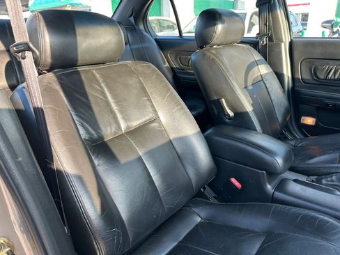 Used 1999 Nissan Maxima SE FWD image 13