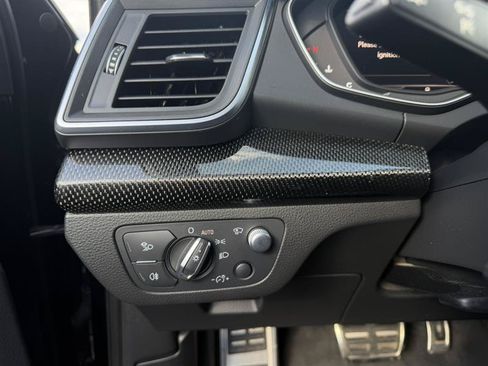 Used 2018 Audi SQ5 Prestige w/ Prestige Package AWD/4WD image 16