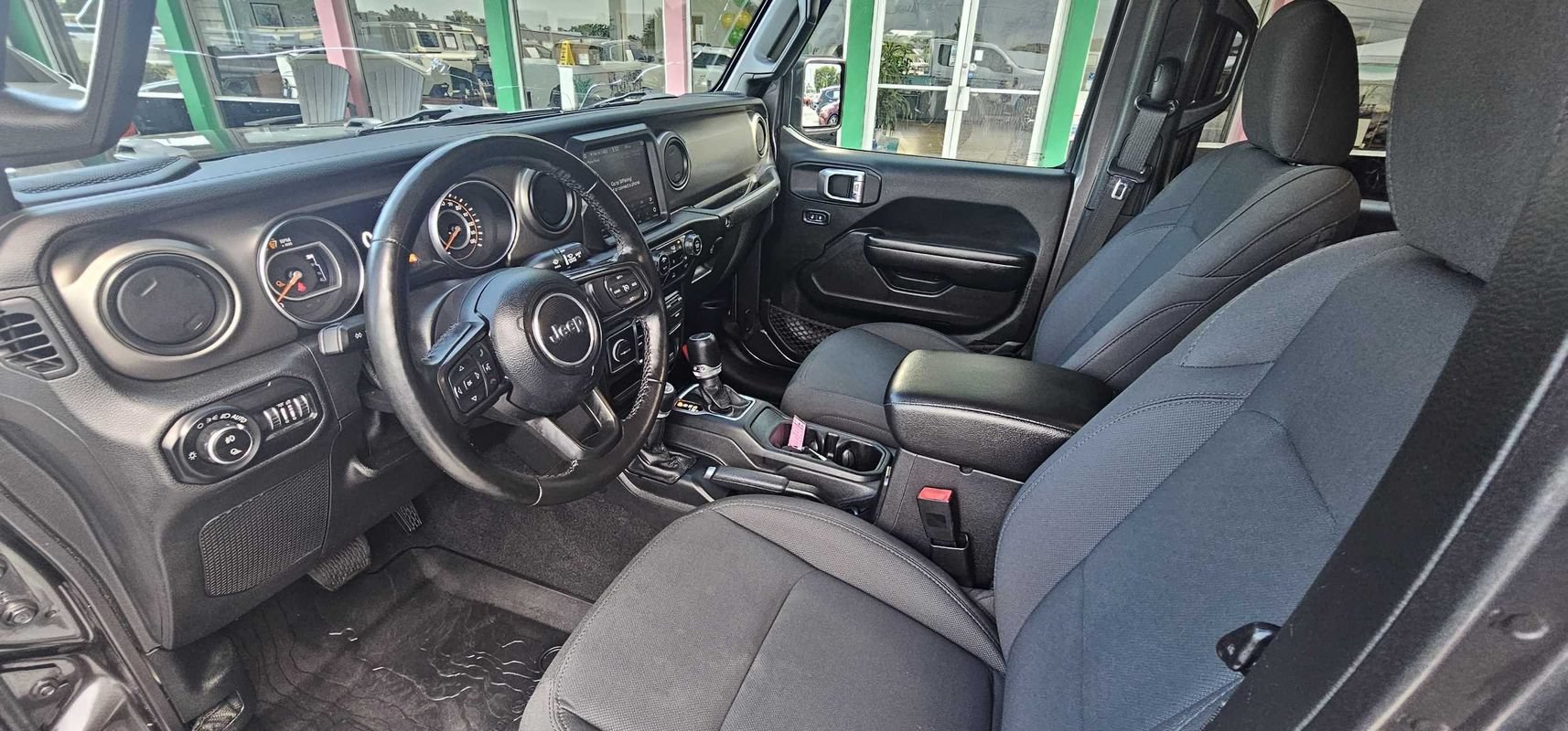 Used 2021 Jeep Gladiator Sport AWD/4WD image 10