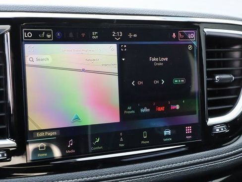 New 2026 Chrysler Pacifica Limited w/ S Appearance Package image 31