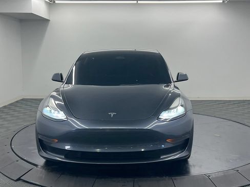 Used 2023 Tesla Model 3 Standard Range RWD image 5