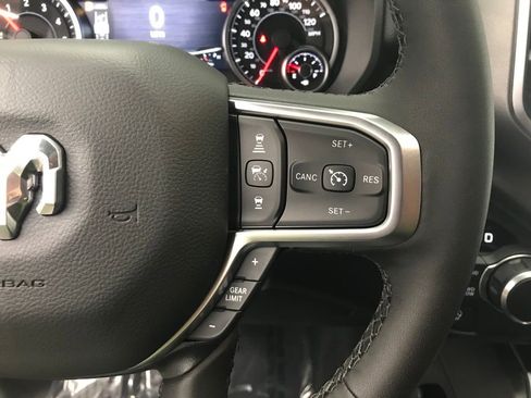 New 2026 RAM 1500 4x4 Crew Cab image 16