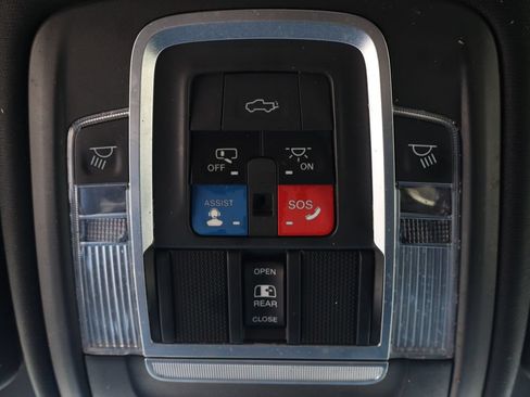 Used 2021 RAM 3500 Laramie AWD/4WD image 26
