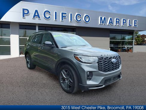 Certified 2025 Ford Explorer ST-Line w/ ST-Line Street Pack AWD/4WD image 1