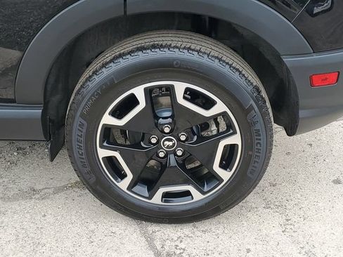 Used 2023 Ford Bronco Sport Outer Banks AWD/4WD image 5
