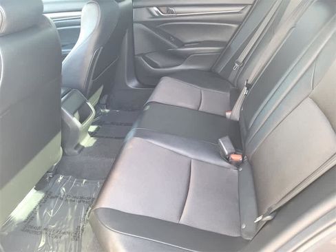 Used 2020 Honda Accord Sport image 11