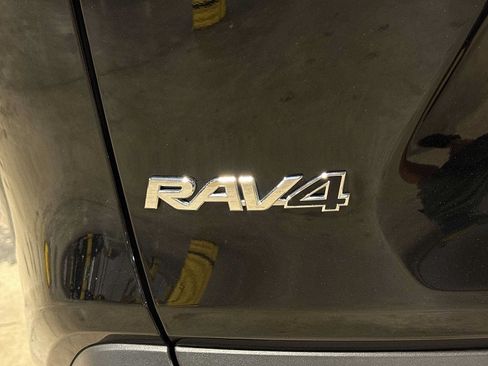 Certified 2025 Toyota RAV4 XLE AWD/4WD image 25