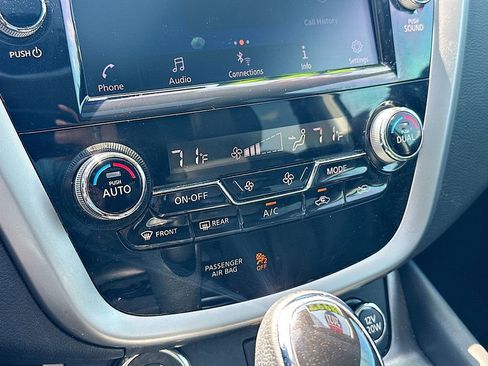 Used 2021 Nissan Murano SV w/ SV Special Edition Package FWD image 14