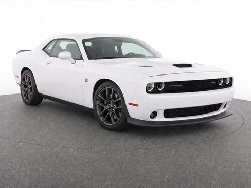 Used 2023 Dodge Challenger R/T Scat Pack w/ Plus Package RWD image 2