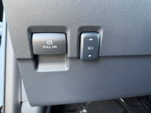 New 2026 Ford F250 Lariat AWD/4WD image 13