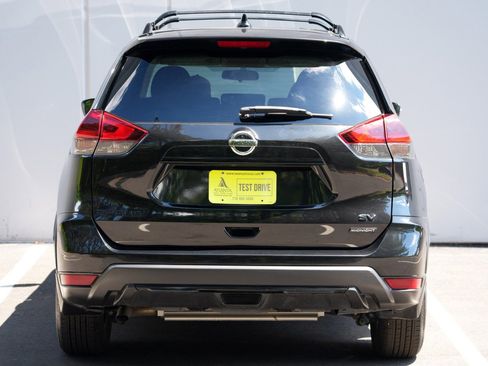 Used 2018 Nissan Rogue SV FWD image 44