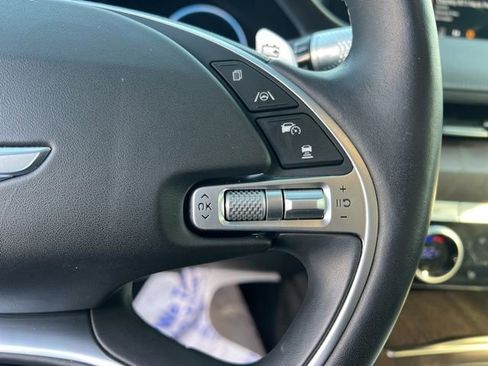 Used 2023 Genesis G80 image 15