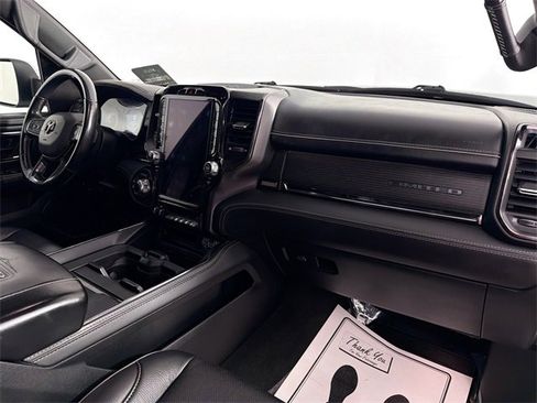 Used 2022 RAM 1500 Limited w/ Body-Colour Bumper Group image 26