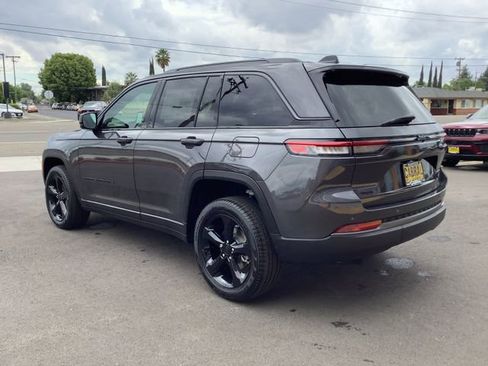 New 2026 Jeep Grand Cherokee Limited image 23
