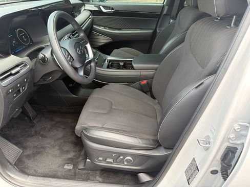 Certified 2025 Hyundai Palisade Calligraphy AWD/4WD image 9