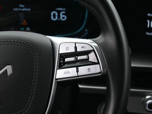 Used 2023 Kia Telluride S FWD image 21