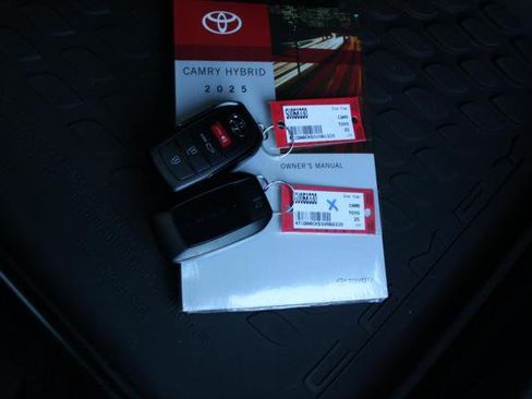 Certified 2025 Toyota Camry LE image 25