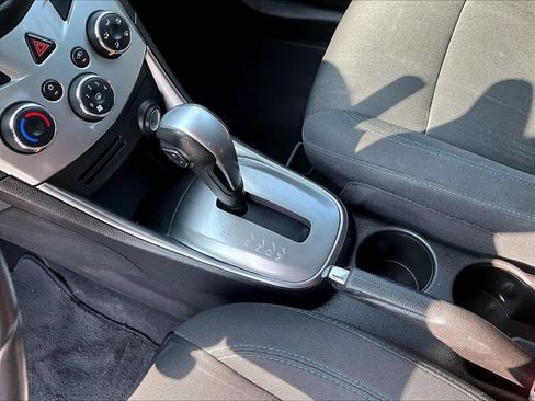 Used 2016 Chevrolet Trax LT w/ Sun And Sound Package FWD image 16