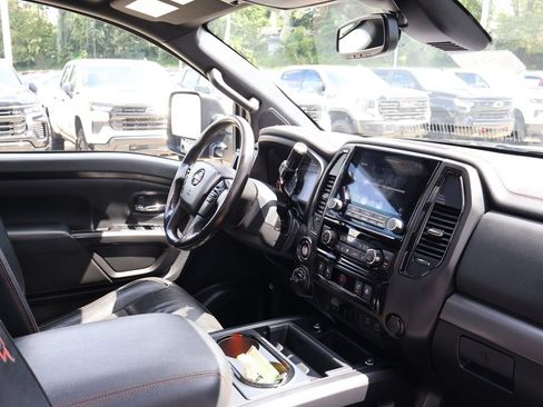 Used 2021 Nissan Titan PRO-4X w/ Pro-4x Convenience Package AWD/4WD image 42