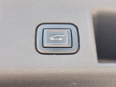Used 2021 Chevrolet Equinox LT AWD/4WD image 37