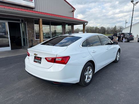 Used 2017 Chevrolet Malibu LS image 4